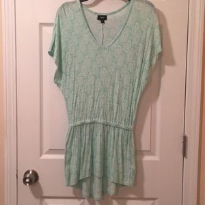 V-neck short sleeve Mossimo Top